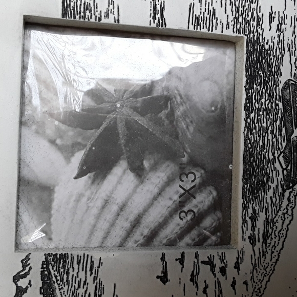 Beachy Themed Picture Frame - Picture 2 of 3